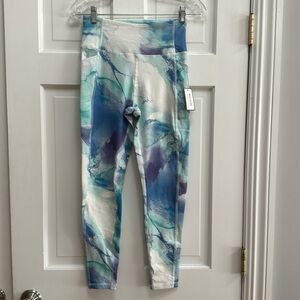 New Laundry multi color leggings-smoke free home